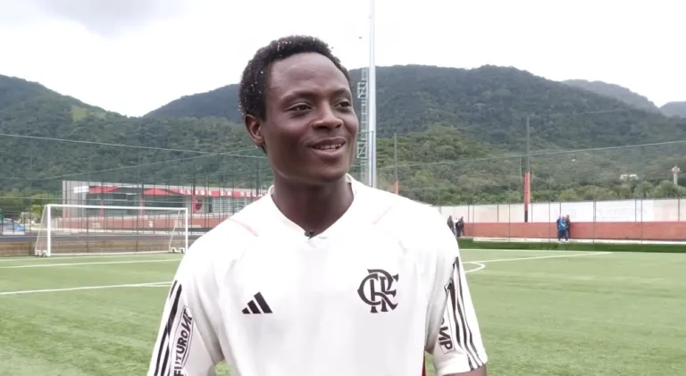Flamengo contrata jovem nigeriano após título na Libertadores sub-20