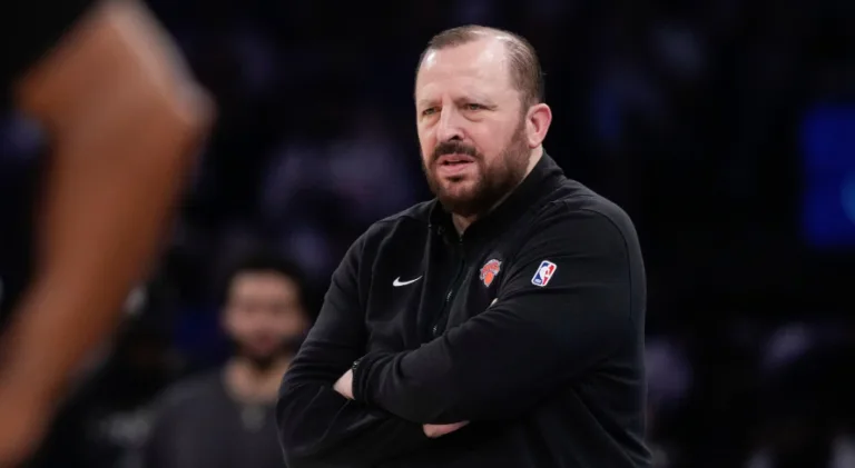 NBA: Knicks estendem contrato de Tom Thibodeau por três temporadas