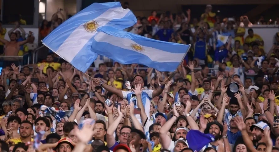Torcedores argentinos elegem três clubes brasileiros que mais detestam