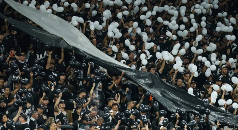 Torcedores do Corinthians cravam os três maiores rivais: “Não tem jeito”
