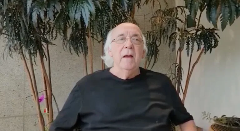 Tostão crava meia destaque do futebol mundial hoje