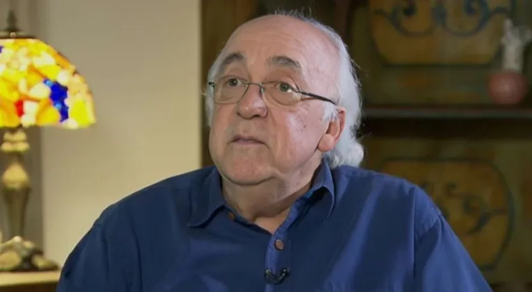 Tostão surpreende e sugere mudança com atacante do Palmeiras