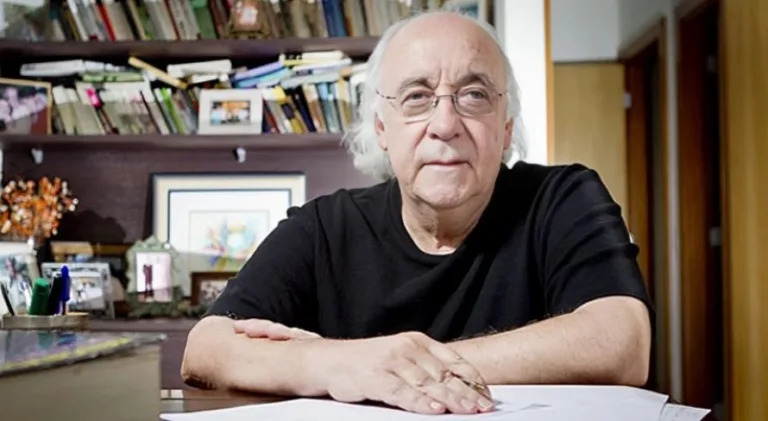 Tostão volta a exaltar meia do Brasileirão: “Brilhante”