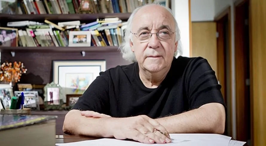 Tostão volta a exaltar meia do Brasileirão: “Brilhante”