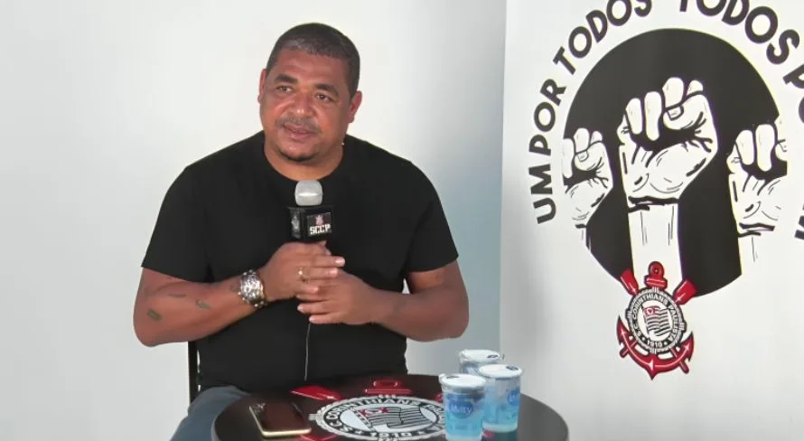 Vampeta inclui o Corinthians ao eleger três camisas mais bonitas do futebol