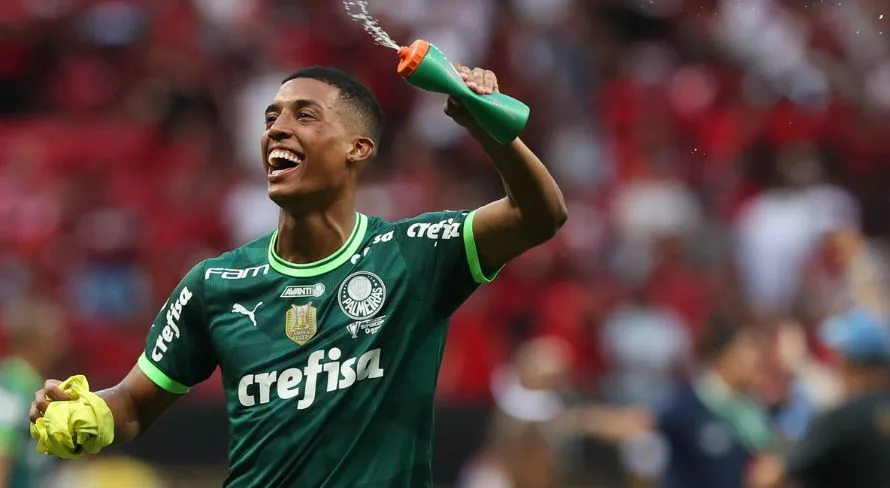 André Hernan revela proposta milionária de time europeu por jogador do Palmeiras