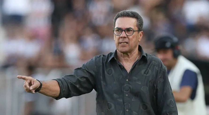 Luxemburgo elege seleção que enche os olhos e “corneta” o Brasil: “Decepção”