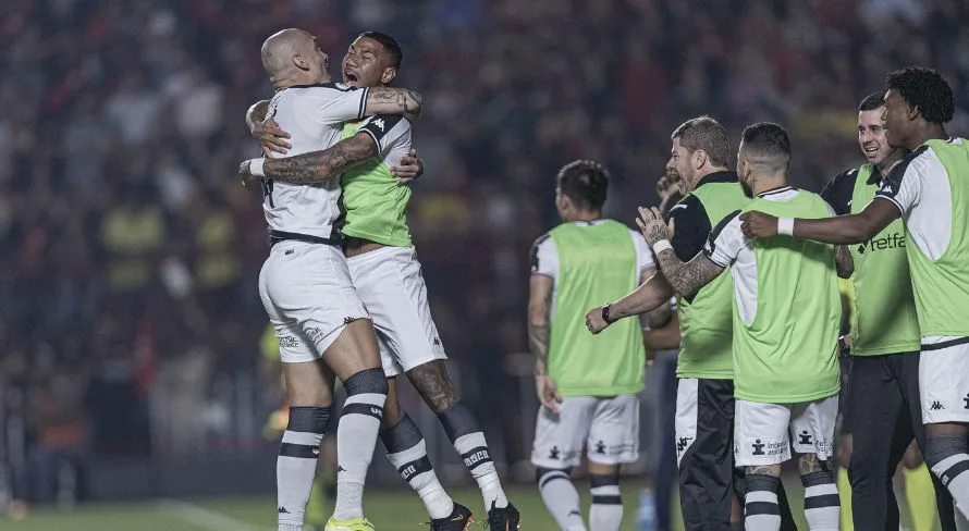Vasco vence quarta partida consecutiva e já mira G-6 do Brasileirão