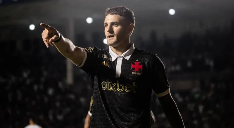 Vegetti, do Vasco, se coloca acima de Gabigol e exalta dois centroavantes do Brasileirão