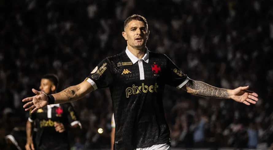 Vegetti é o nome do Vasco na Copa do Brasil e artilheiro da competição