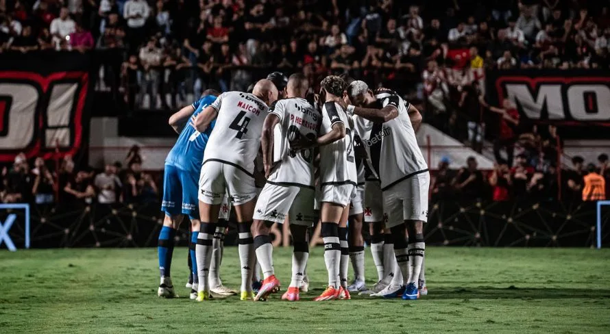 Veja a provável escalação do Vasco hoje contra o Grêmio
