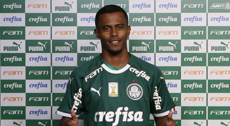 Ex-Palmeiras, Carlos Eduardo acerta com time do Brasileirão Série A