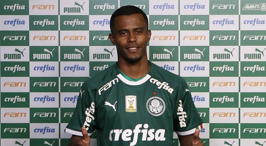Ex-Palmeiras, Carlos Eduardo acerta com time do Brasileirão Série A