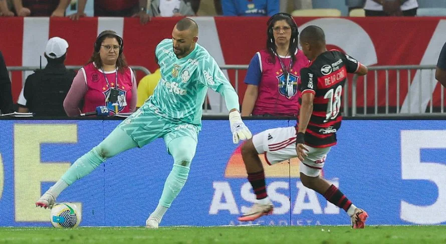 Weverton, do Palmeiras, avalia derrota para o Flamengo na Copa do Brasil
