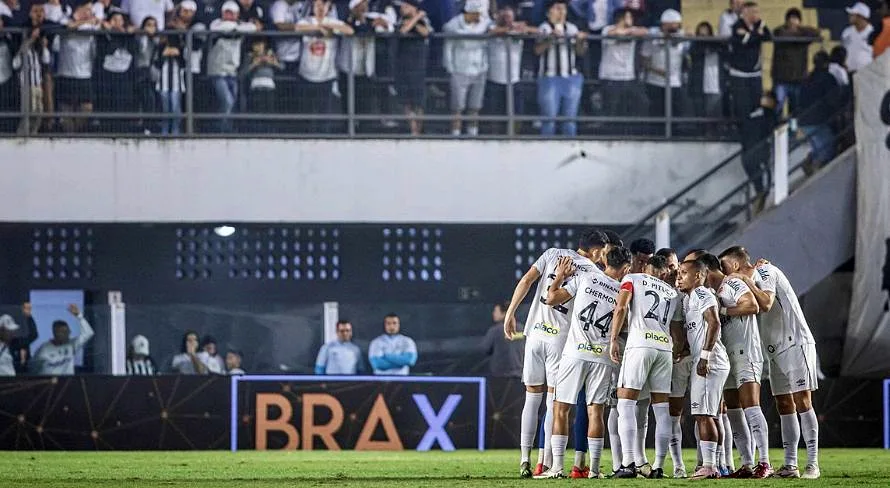 Santos tem grande chance de subir para a Série A do Brasileirão; confira os números