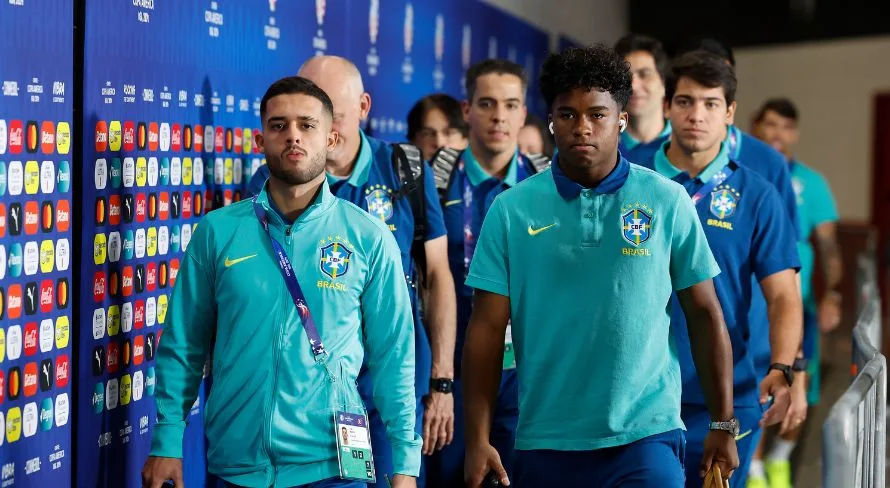 Sormani e Renato Maurício Prado questionam Dorival por ausência de jogador na seleção brasileira