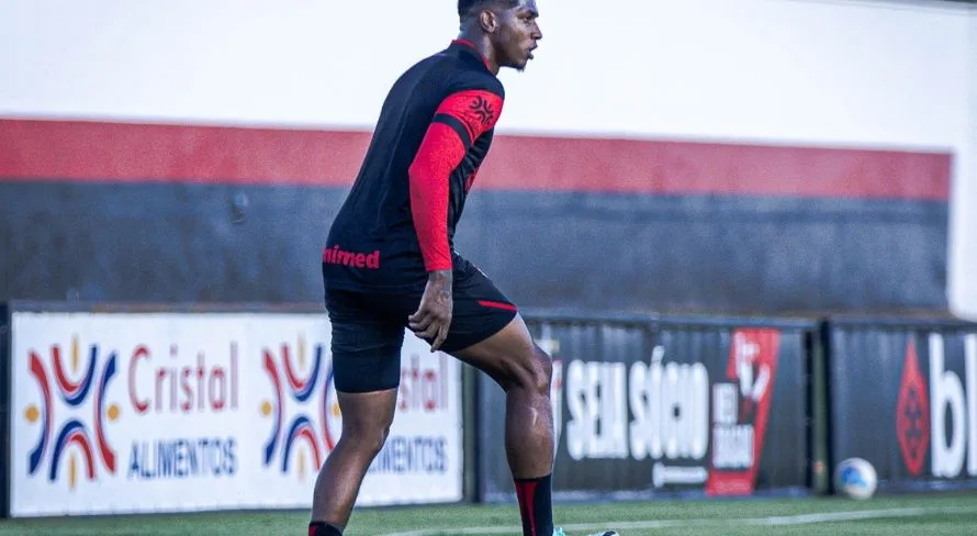 Yony González prevê duelo ‘duro’ do Atlético-GO contra Palmeiras no Brasileirão Série A