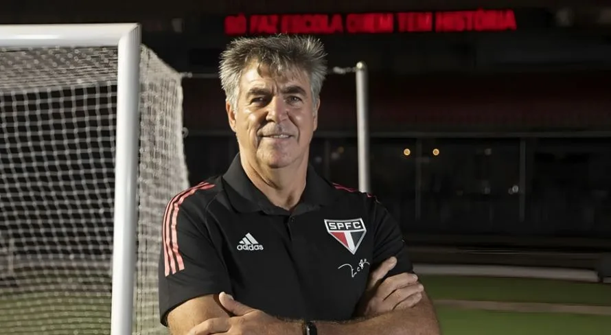 Zetti exalta atacante histórico do Brasil: “Fantástico”