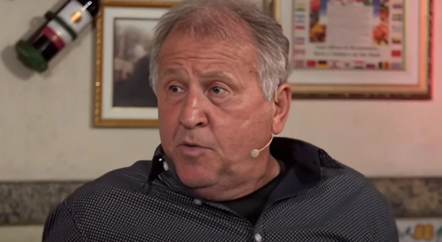 Zico detona atitude de jogadores da seleção brasileira: “Desnecessário”