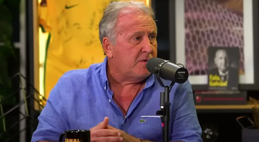 Zico esclarece polêmica com Romário na seleção: “Sobrou pra mim”