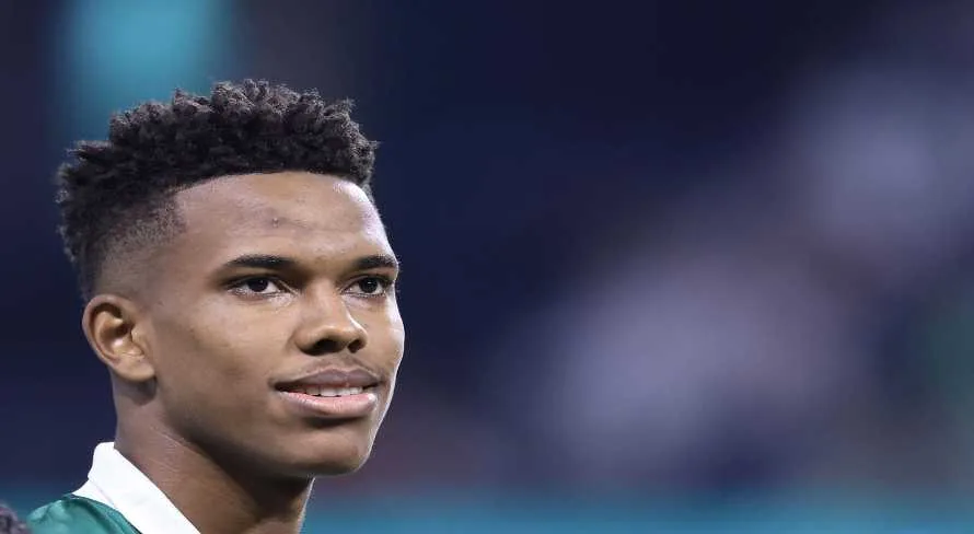 Palmeiras hoje: Estêvão inicia processo de transição física