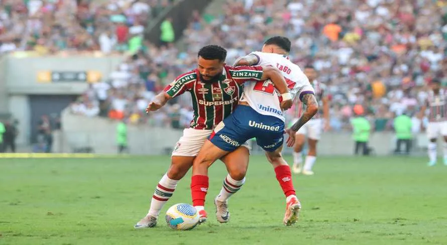 Kauã Elias decide e Fluminense vence o Bahia no Brasileirão