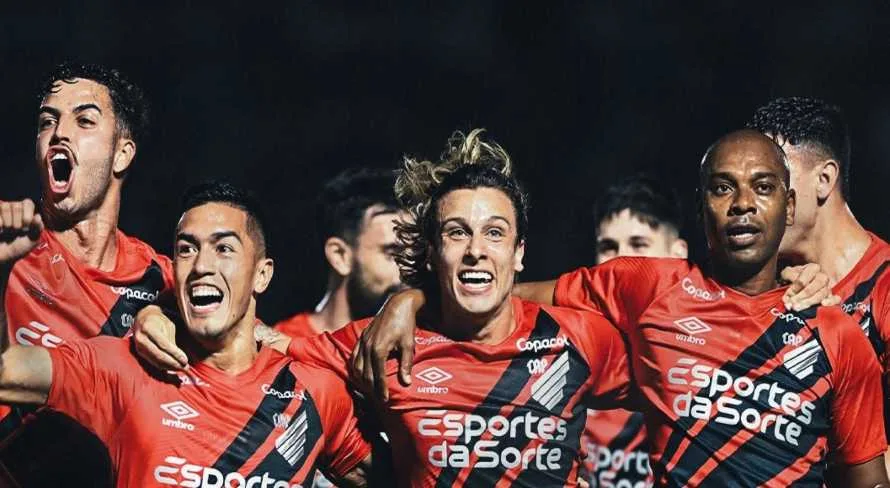 Athletico-PR bate Red Bull Bragantino e avança na Copa do Brasil