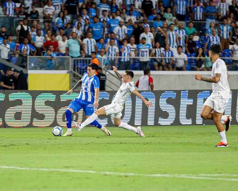 Mais ofensivo, Santos bate o Paysandu pelo Brasileirão Série B
