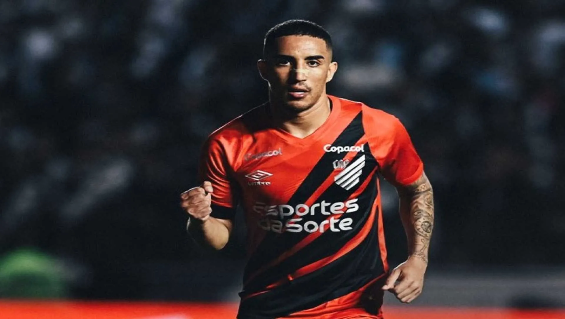 Athletico-PR aposta no ataque e abre o placar contra o Vasco na Copa do Brasil; assista