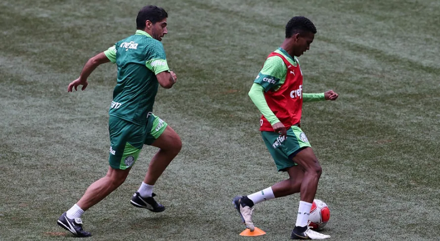 Abel Ferreira relaciona Estêvão no Palmeiras para enfrentar o Botafogo pela Libertadores