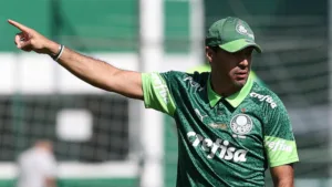 Abel Ferreira aponta jogador com desempenho abaixo do esperado no Palmeiras: “Precisamos mais dele”