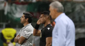 Abel Ferreira detona Anderson Daronco após Palmeiras x Flamengo: “Não tem coragem”