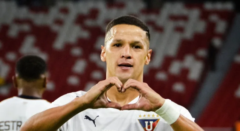 Ex-alvo do Corinthians está na mira de Flamengo e Vasco