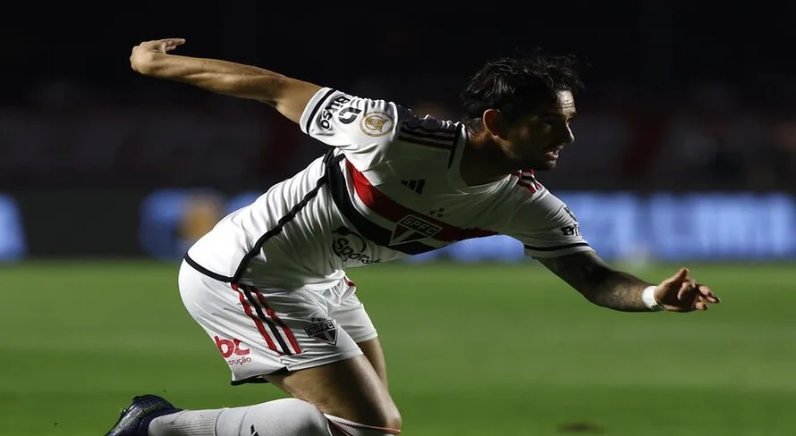 Alexandre Pato indica contratações à seleção brasileira: “Tem que ter” 