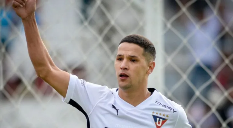 Corinthians: LDU nega proposta do alvinegro por atacante 