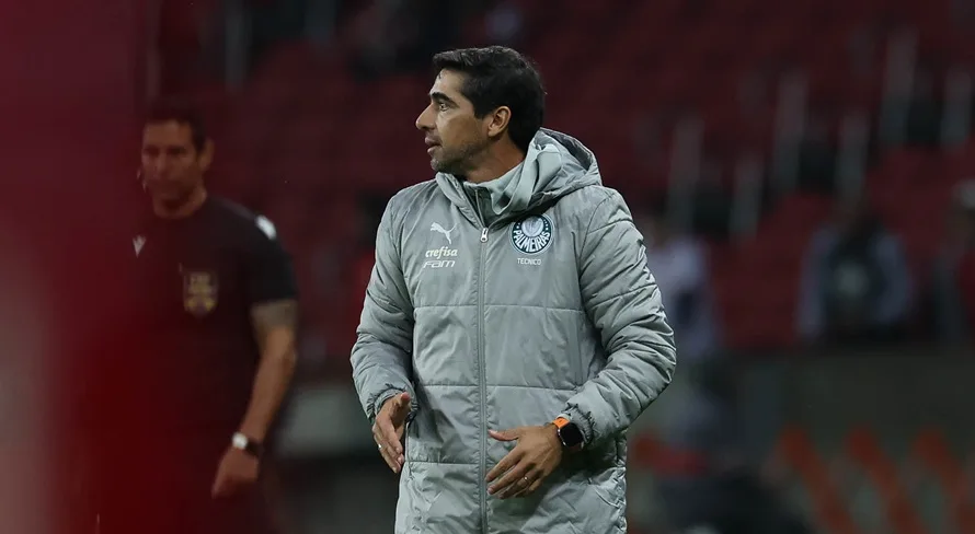 Alicia Klein faz alerta ao Palmeiras sobre possível desfalque: “Não oferece perigo”