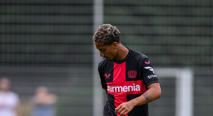 Flamengo cogita contratação de lateral do Bayer Leverkusen Flamengo cogita contratação de lateral do Bayer Leverkusen