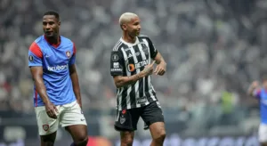 Torcedores se divertem com atitude de Deyverson em vitória do Atlético-MG: “Resenha demais”