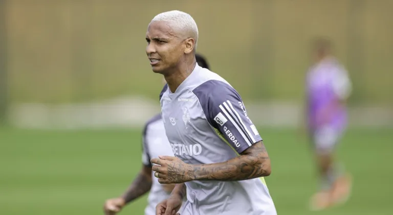 Atlético-MG hoje pode ter estreia de Deyverson na Arena MRV