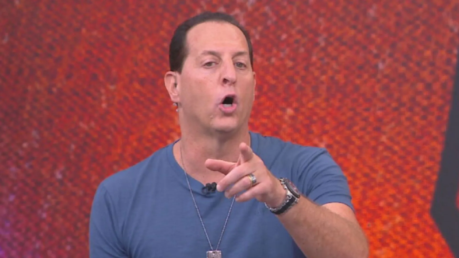 Benja reage à indireta de Leila Pereira, do Palmeiras, ao Corinthians