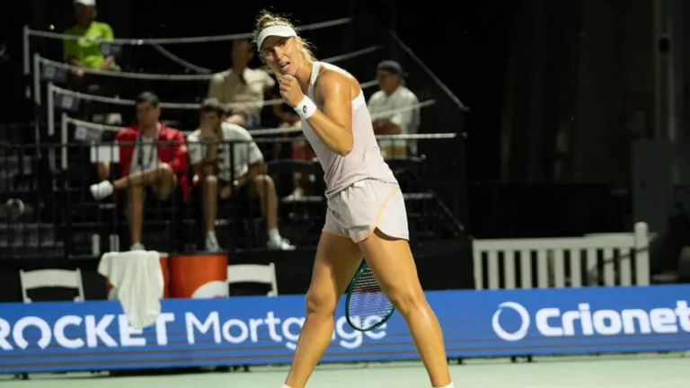 Bia Haddad perde set, mas vai a final em Cleveland