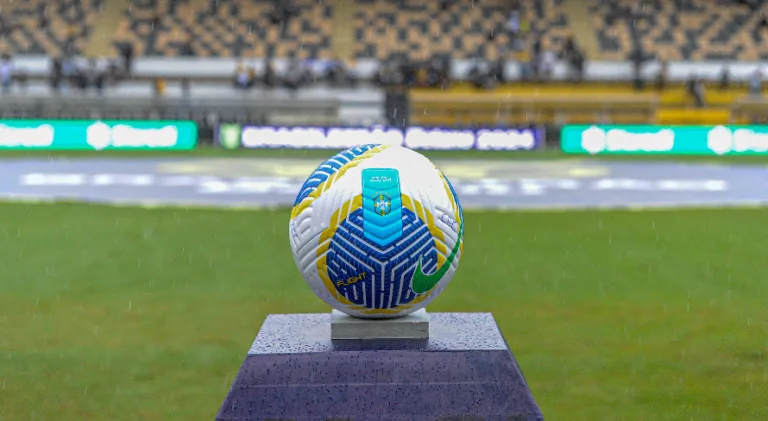 Lista aponta quatro clubes brasileiros no top-20 de melhores do mundo