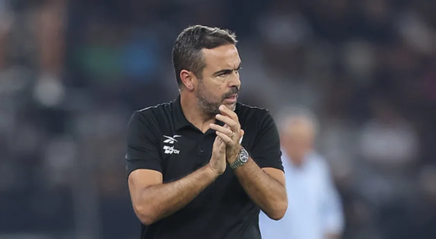 Artur Jorge, do Botafogo, tem proposta do Catar, mas garante que não deixa o clube