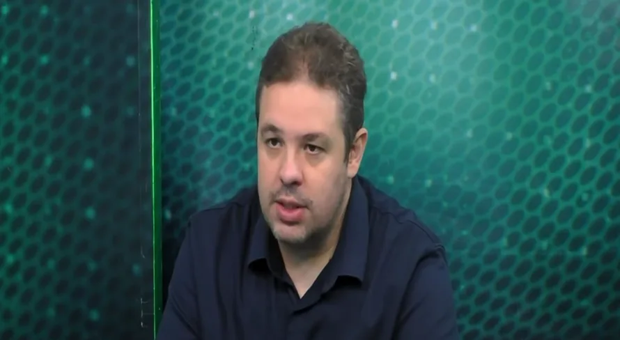 Bruno Prado aponta mudança no time do Palmeiras: “Hora de mexer”