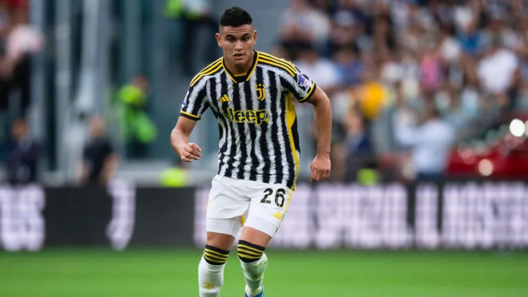 Flamengo acerta contratação de Carlos Alcaraz; veja valores