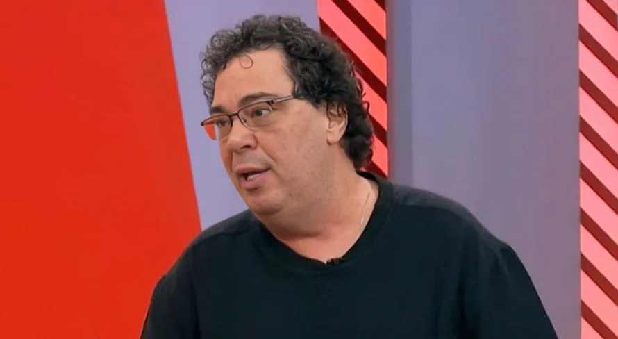 Casagrande aponta técnico diferenciado do futebol brasileiro