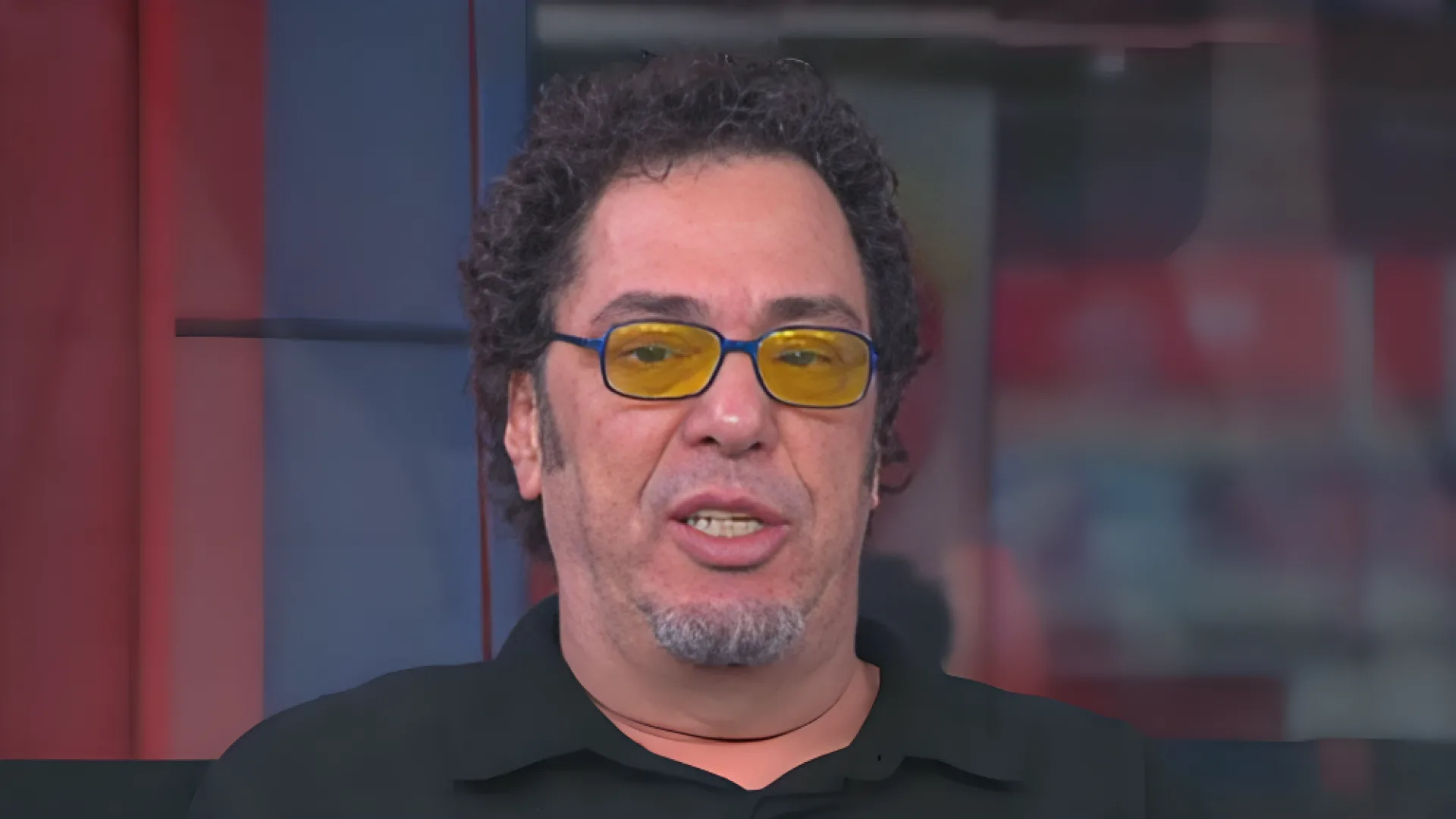 Casagrande exalta técnico de equipe do Brasileirão: “Fez um time com sua cara”