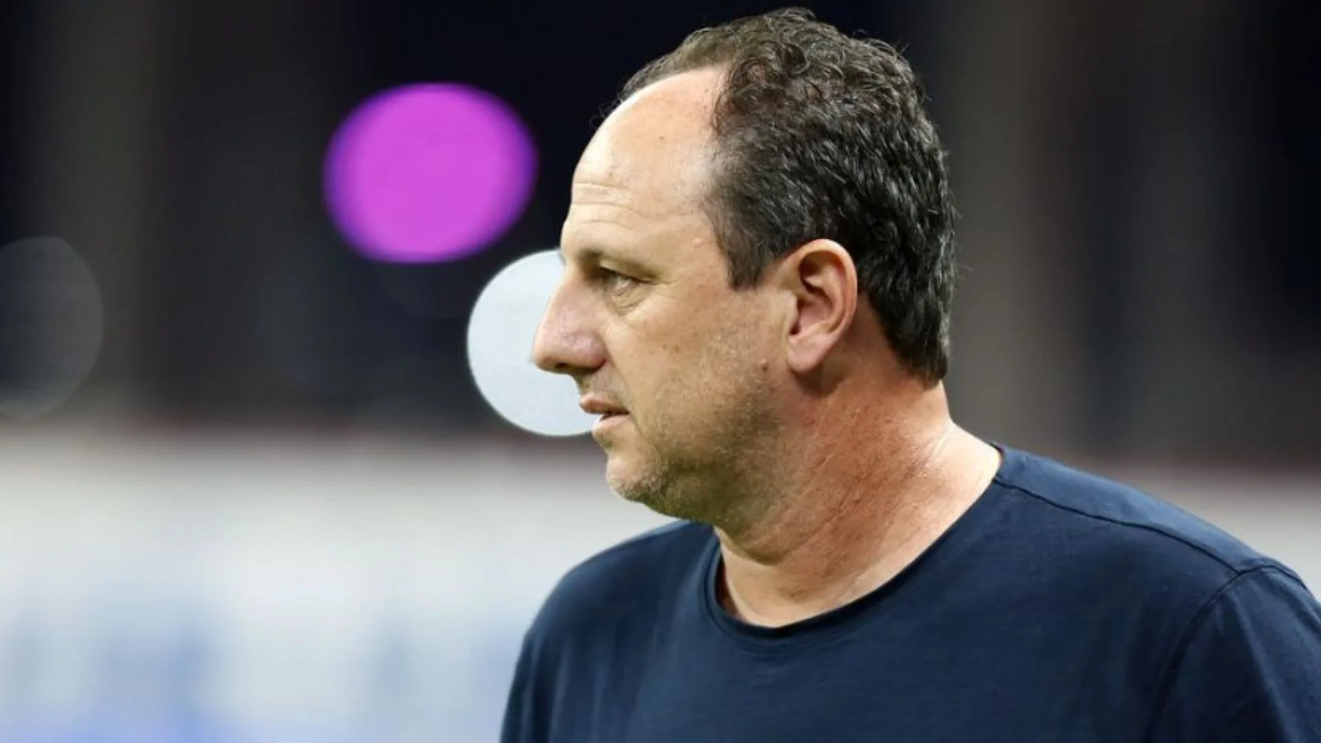 Rogério Ceni aponta privilégio do Flamengo no Brasil: “Temos que ser realistas”