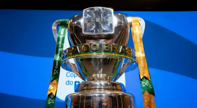 Edmundo sinaliza times favoritos ao título da Copa do Brasil