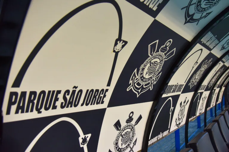 Torcedores elege os maiores ídolos da história do Corinthians